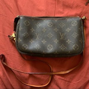 Louis Vuitton Pochette Accessoires